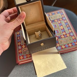 LOUIS VUITTON, IDYLLE BLOSSOM RING, 3 GOLDS AND DIAMOND